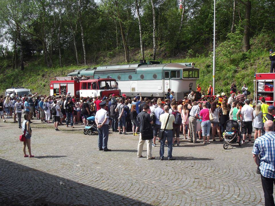 Simulovaná nehoda vlaku s člověkem